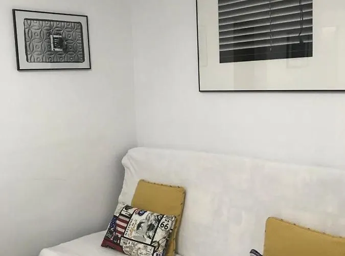 アパート Polvorin *